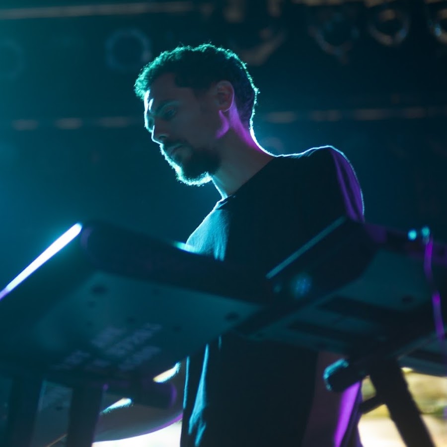 Cody Carpenter playing keyboards